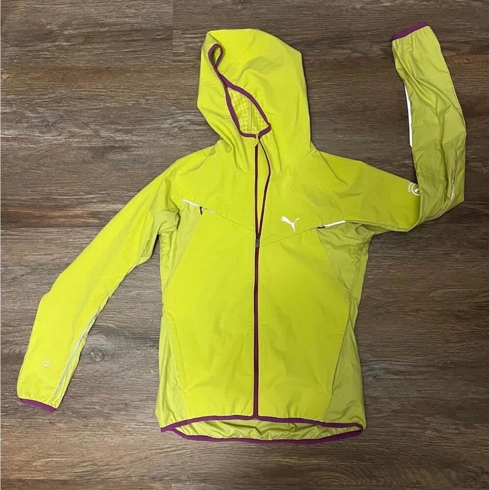 Puma Run Velocity Women's Hooded Running Jacket in bright yellow color Sz M